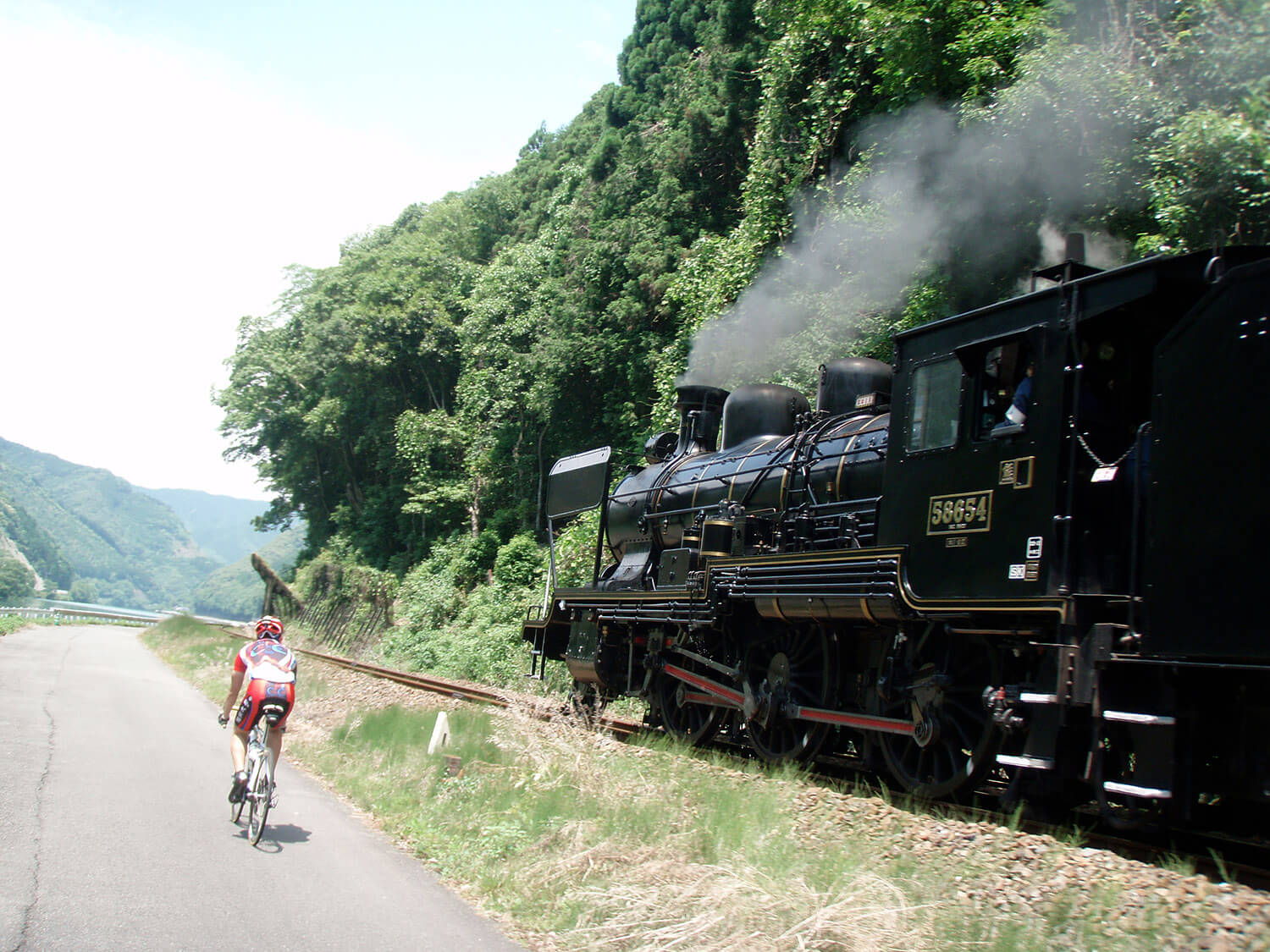 ランドナー サラリーマン輪太郎さん　走行写真